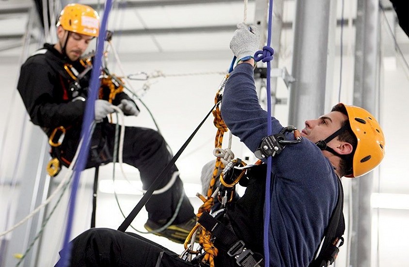 Complete Guide to IRATA Training and IRATA Rope Access Certification